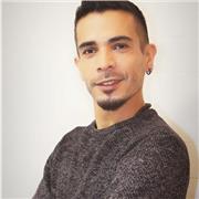 Profesor de Cine y Audiovisual con experiencia en producción de espectáculos, me adapto a tus necesidades y aquello que necesites.